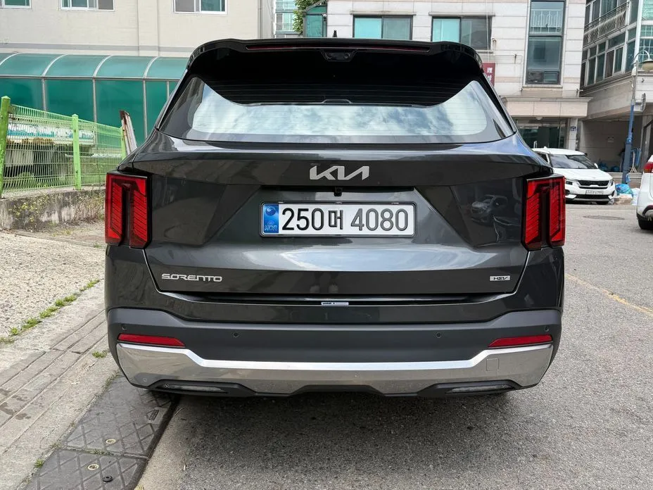 Kia Sorento — фото 6