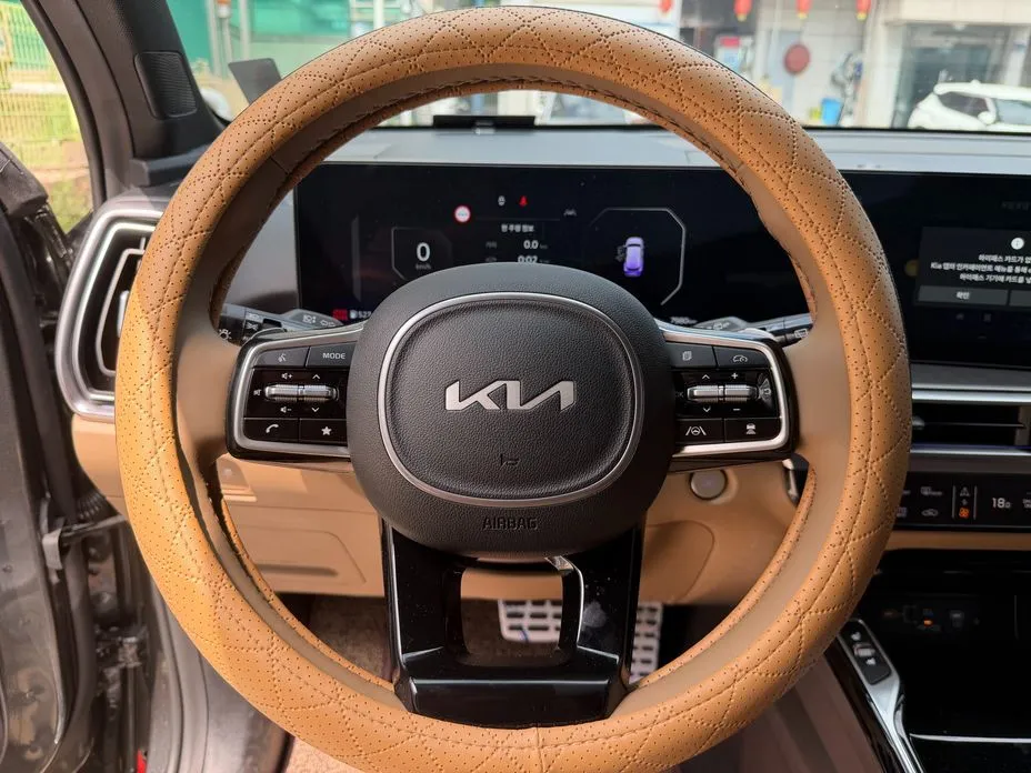 Kia Sorento — фото 4
