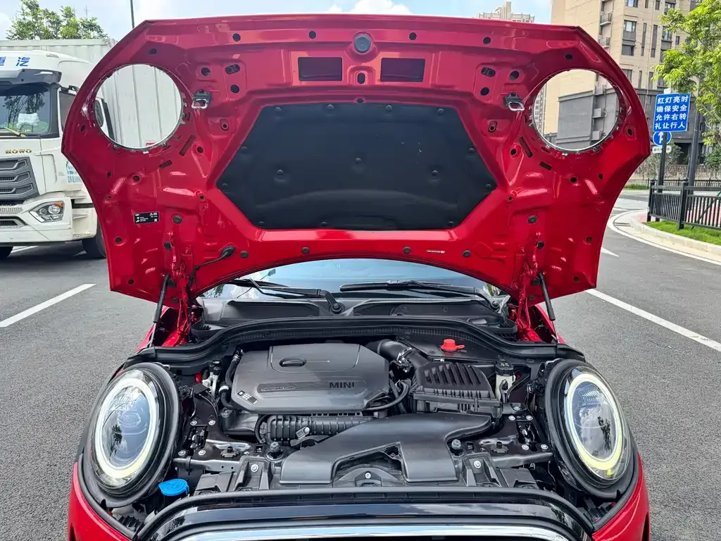 MINI Cooper (3-door) 2023 из CN, фото 9