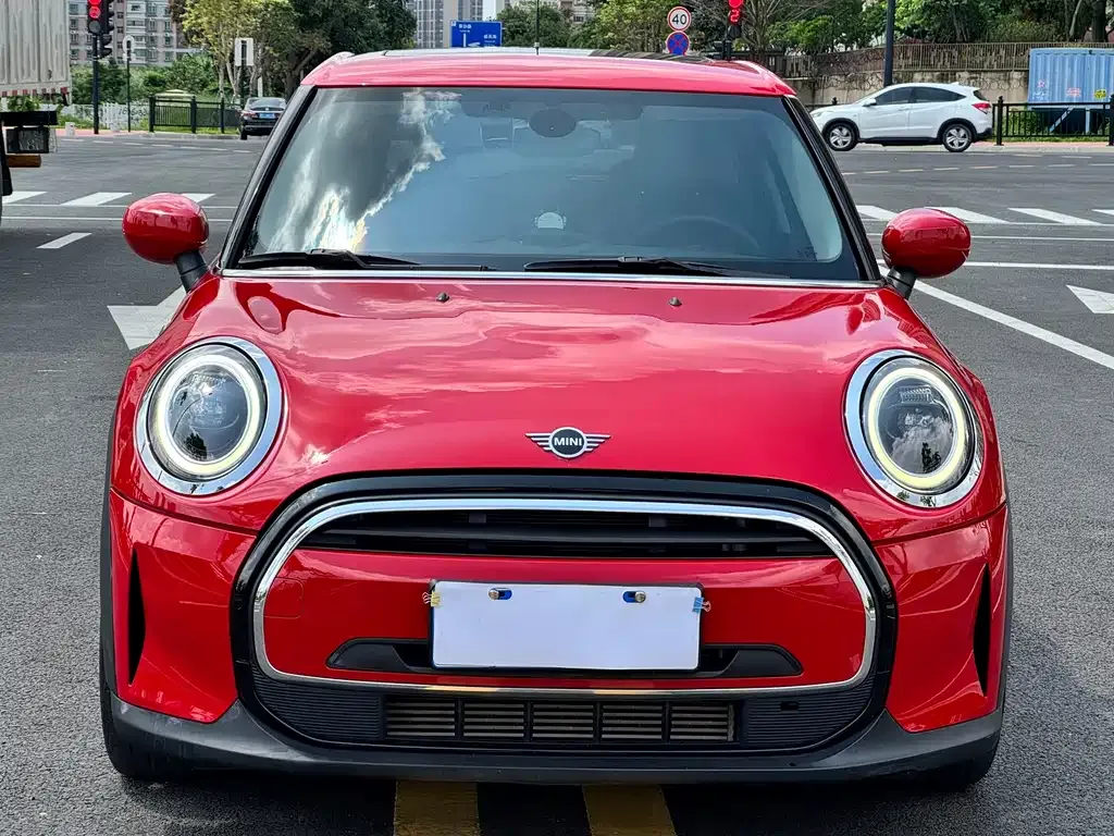 MINI Cooper (3-door) 2023 из CN, фото 10