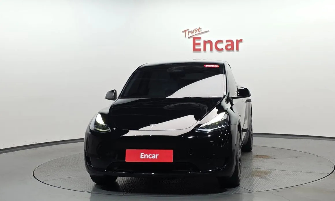 Tesla Model Y 2024 из KR, фото 2