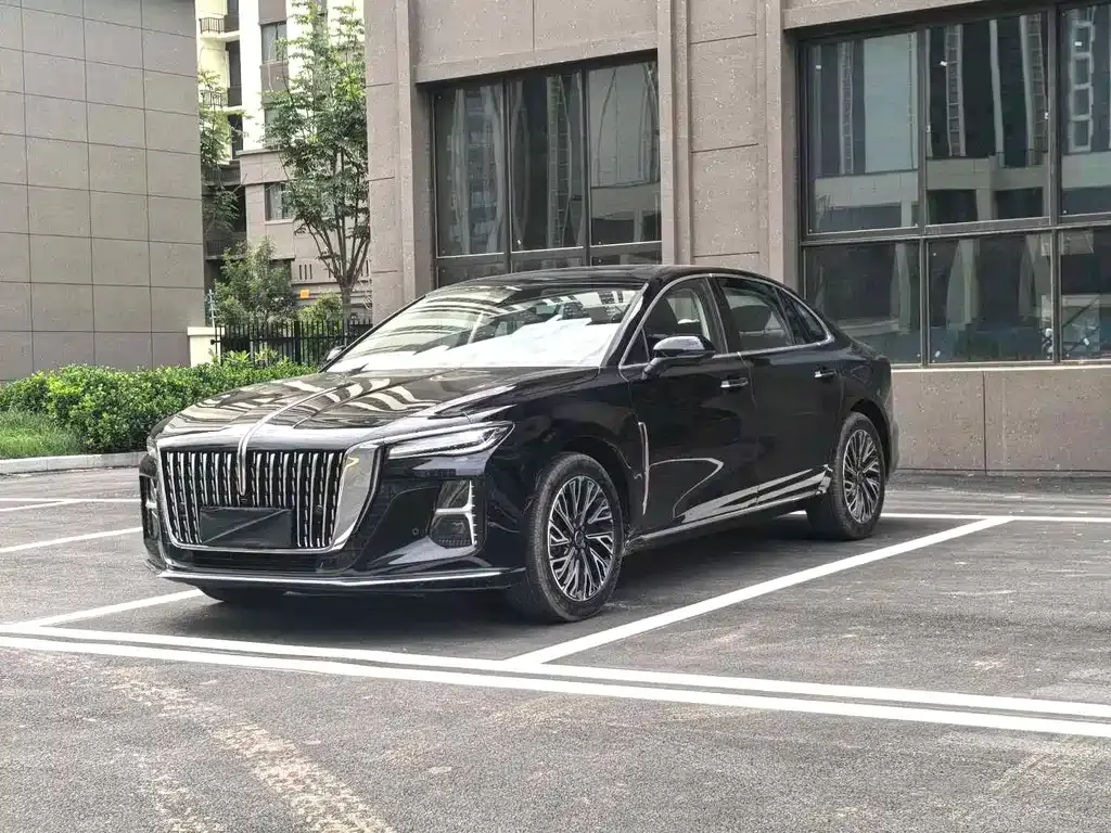 Hongqi H5 — фото 1