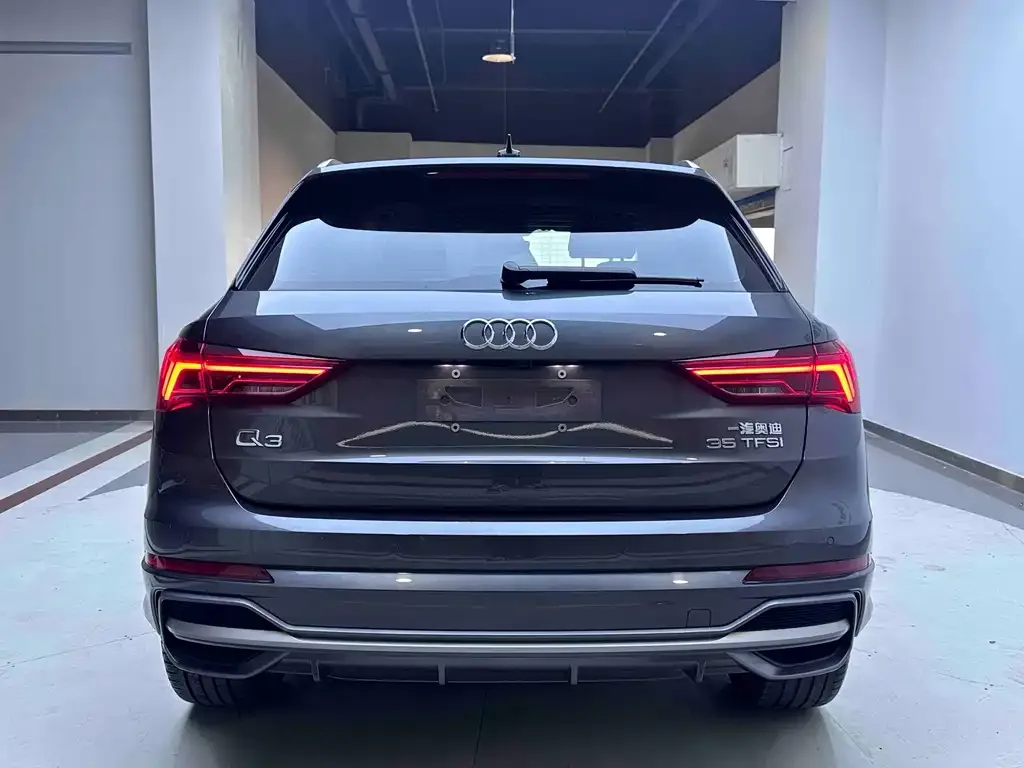 Audi Q3 — фото 10