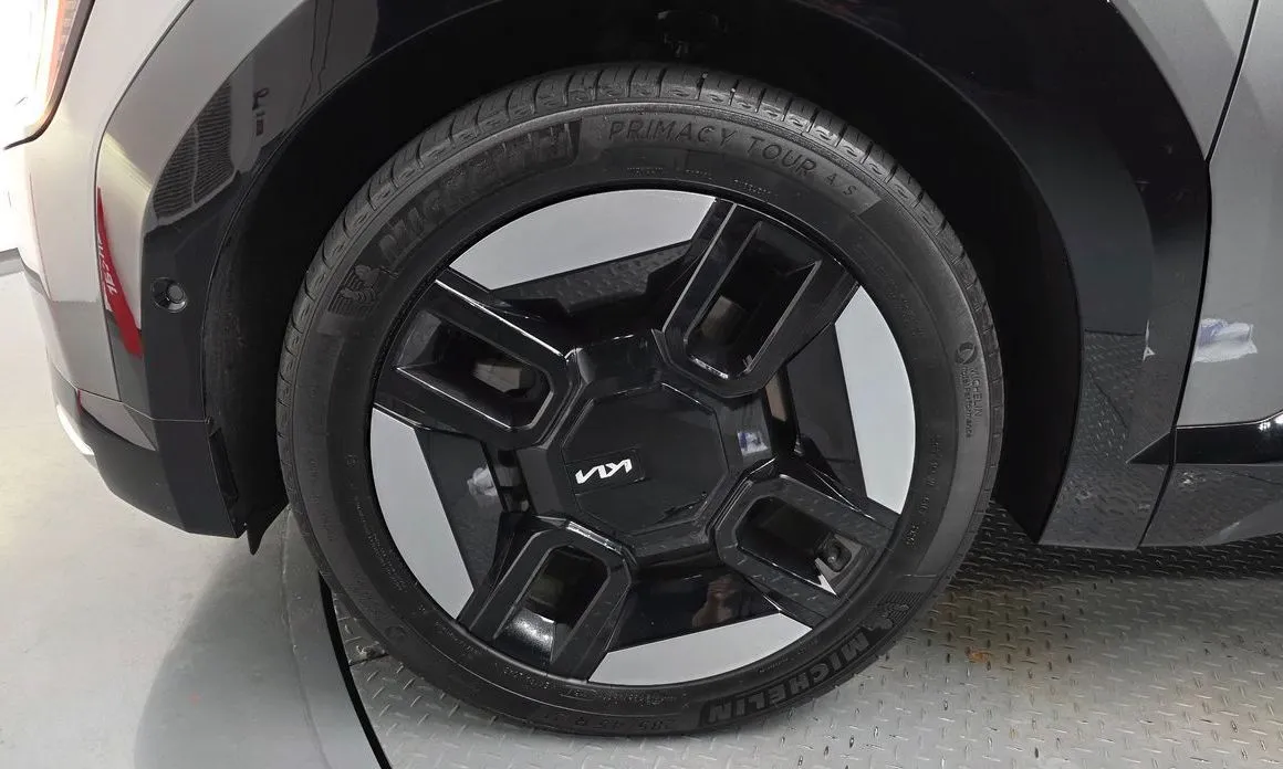 Kia EV9 2024 из KR, фото 3