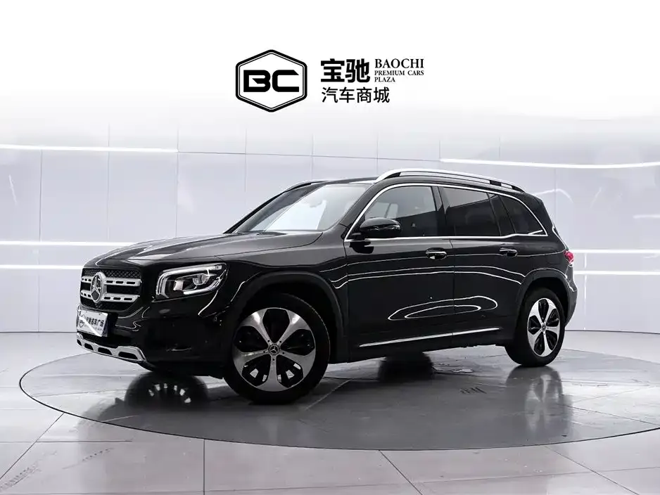 Mercedes-Benz GLB — фото 1