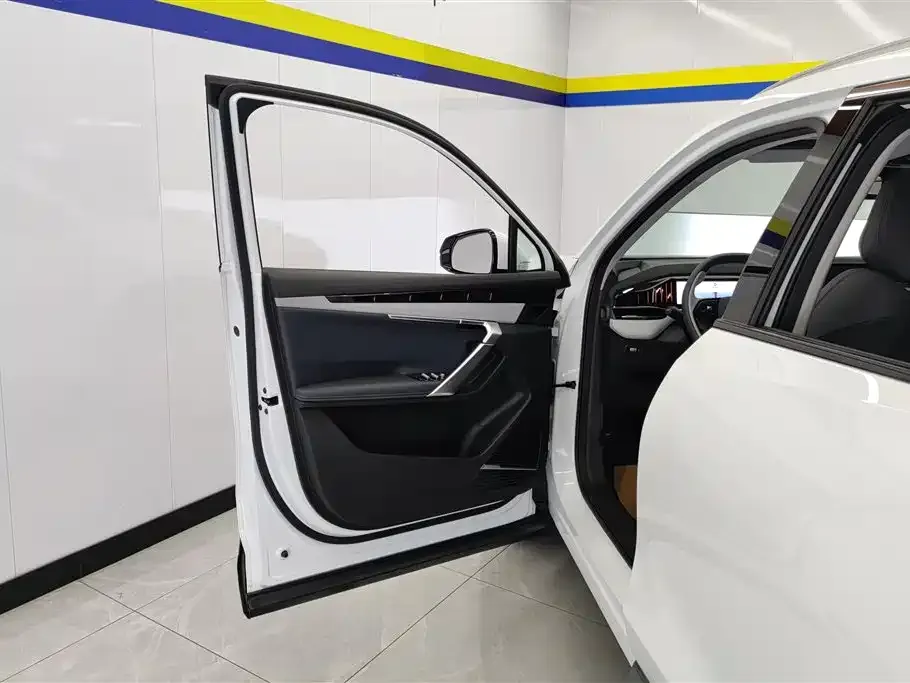 Geely Boyue L 2025 из CN, фото 2