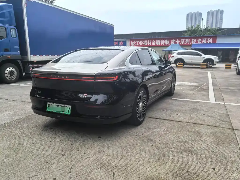 VOYAH Zhuiguang L 2025 из CN, фото 4