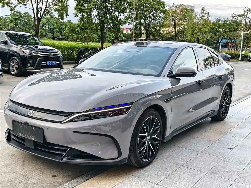 BYD Han — фото 1
