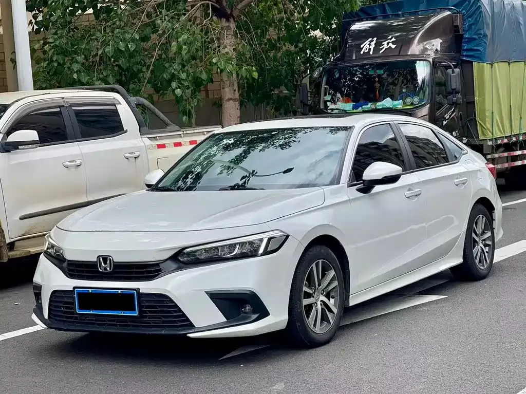 Honda Civic — фото 1