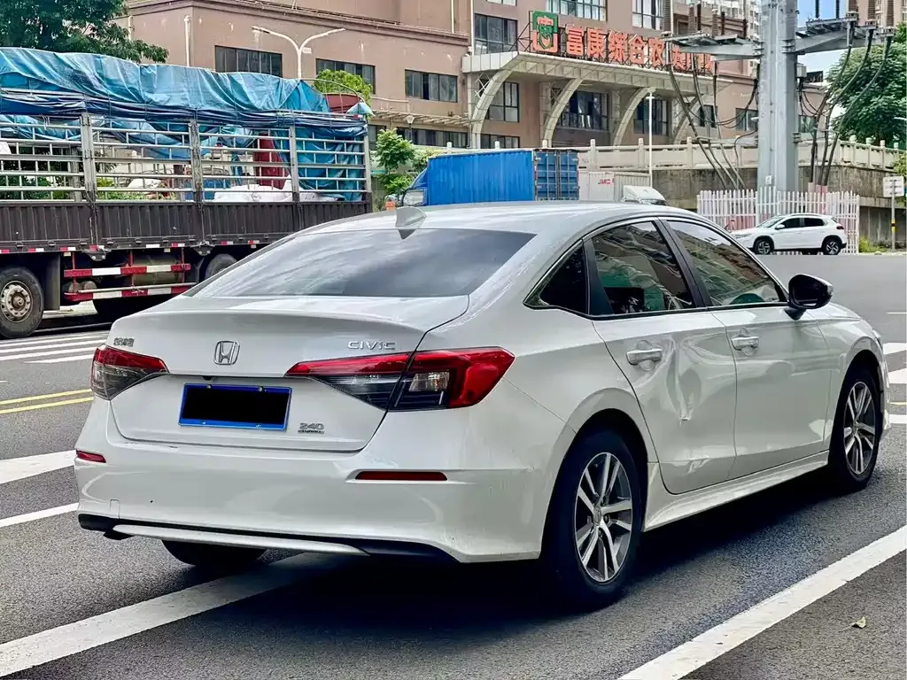 Honda Civic — фото 9