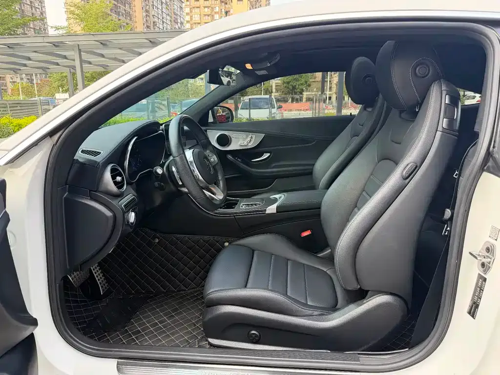 Mercedes-Benz C-Class (Import) — фото 2