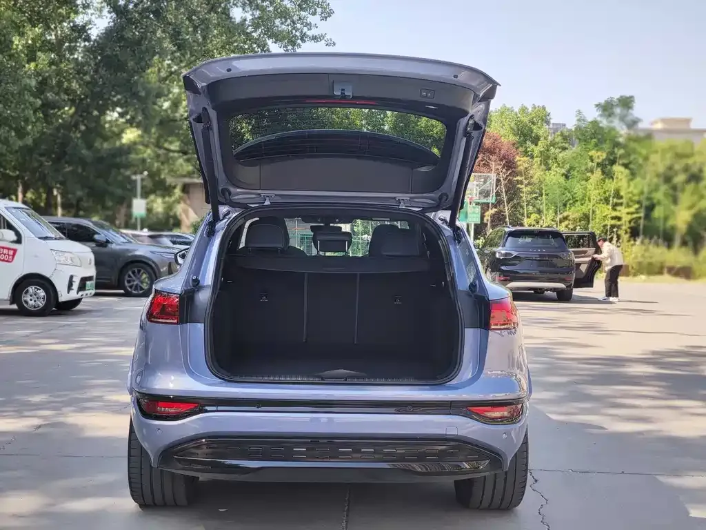 Audi Q6L e-tron 2025 из CN, фото 8