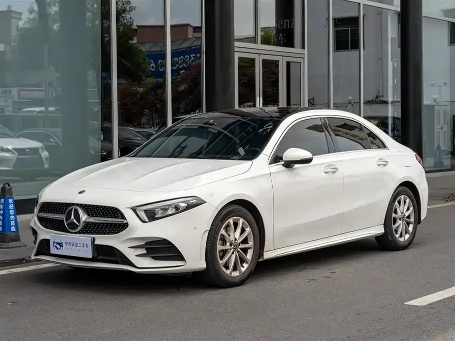 Mercedes-Benz A-Class — фото 1