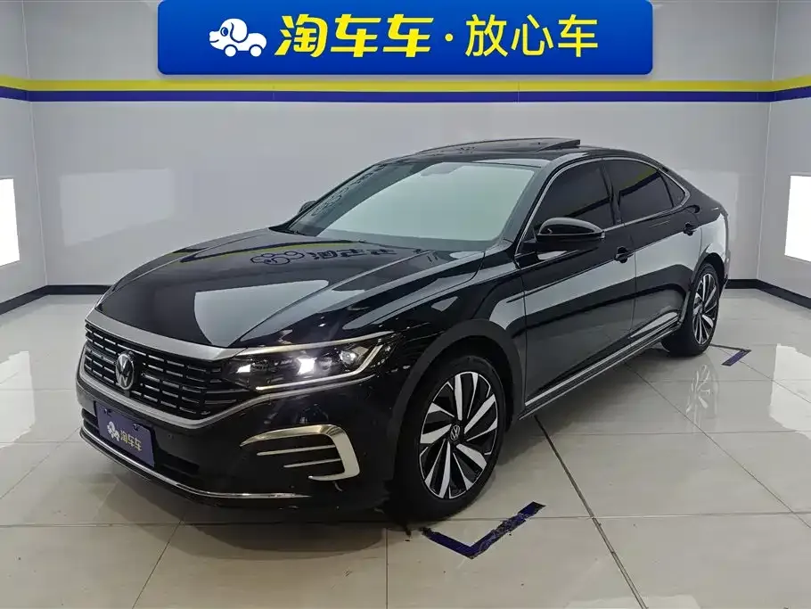 Volkswagen Passat — фото 1