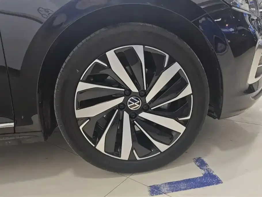 Volkswagen Passat — фото 3