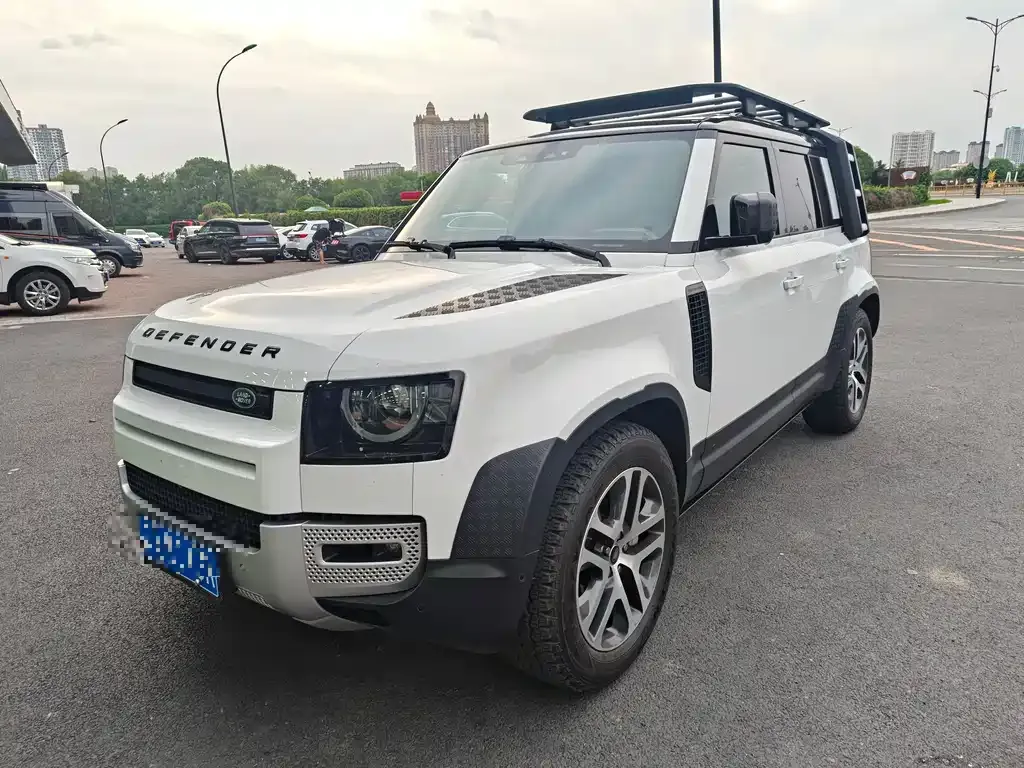 Land Rover Defender — фото 1