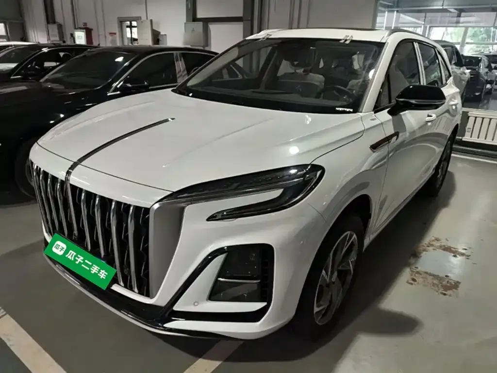 Hongqi HS3 PHEV — фото 6