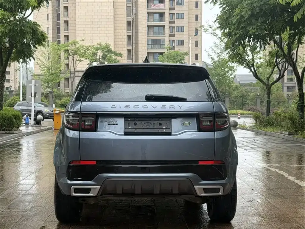 Land Rover Discovery Sport — фото 10