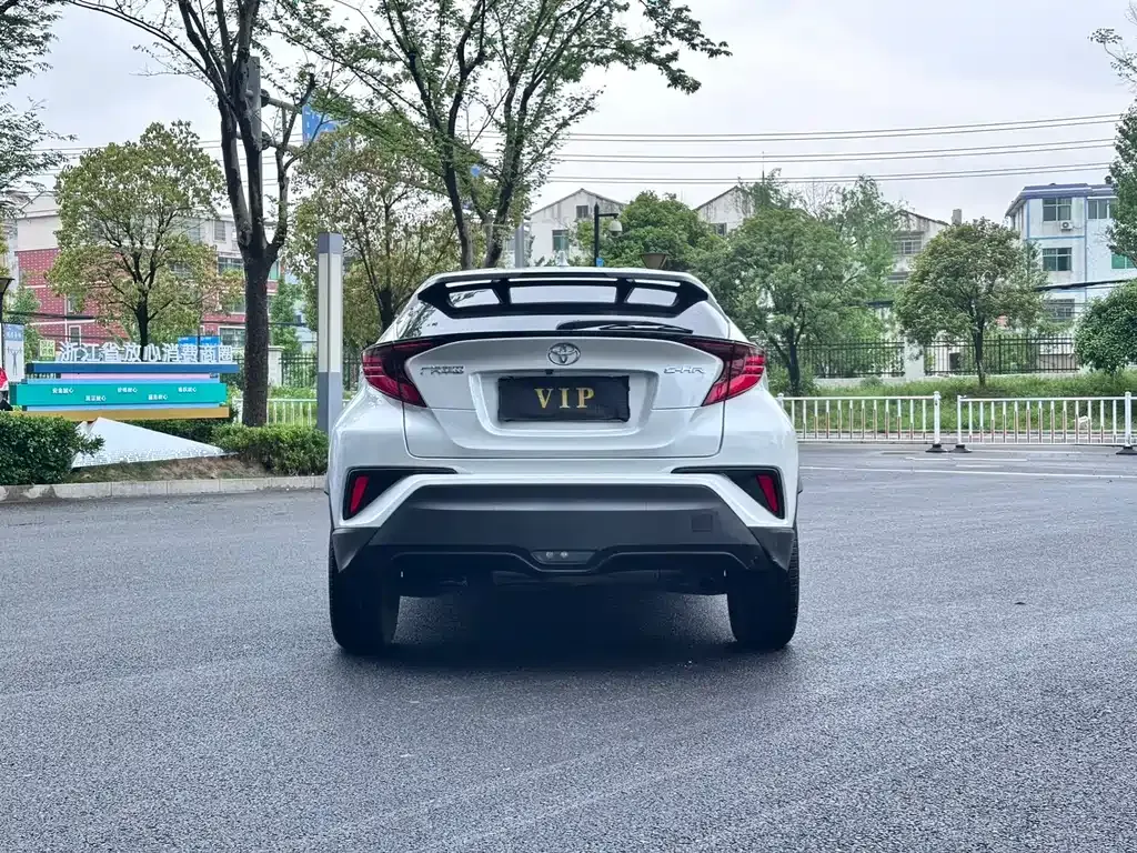 Toyota C-HR 2025 из CN, фото 5