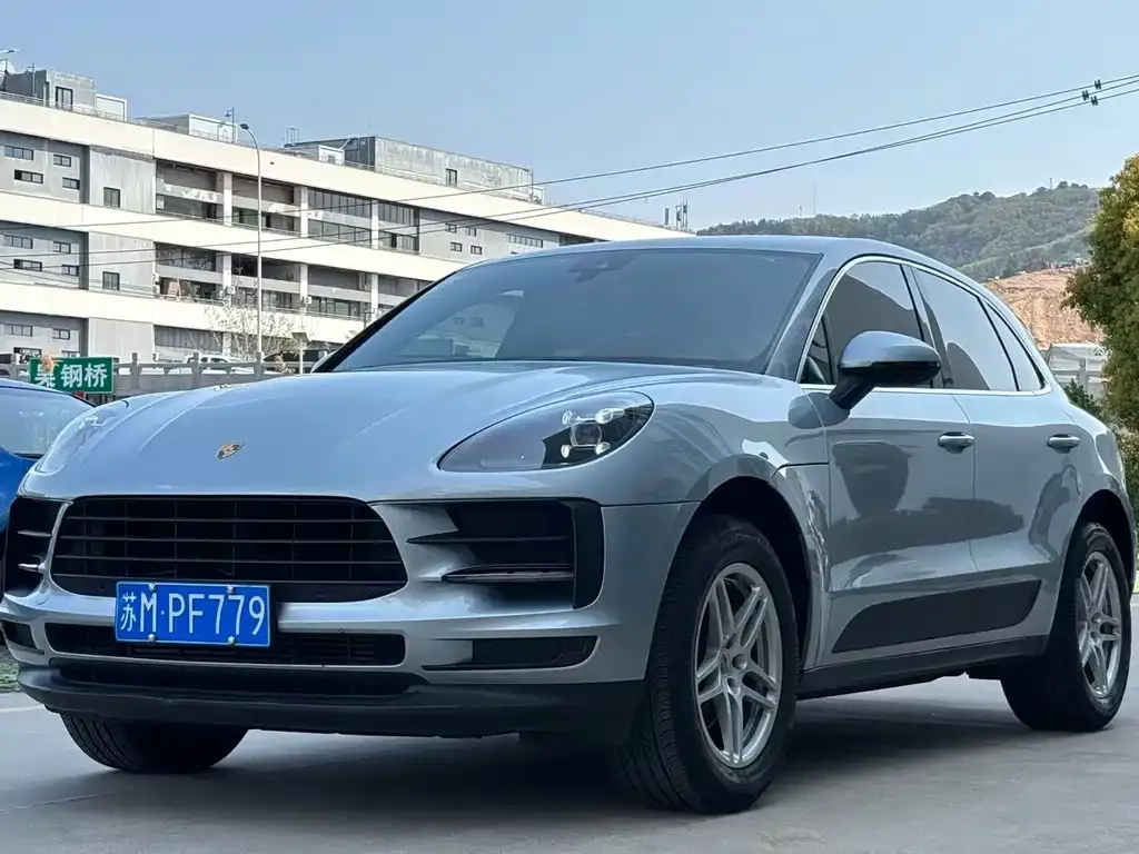 Porsche Macan — фото 1