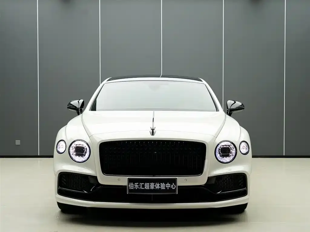 Bentley Flying Spur — фото 5