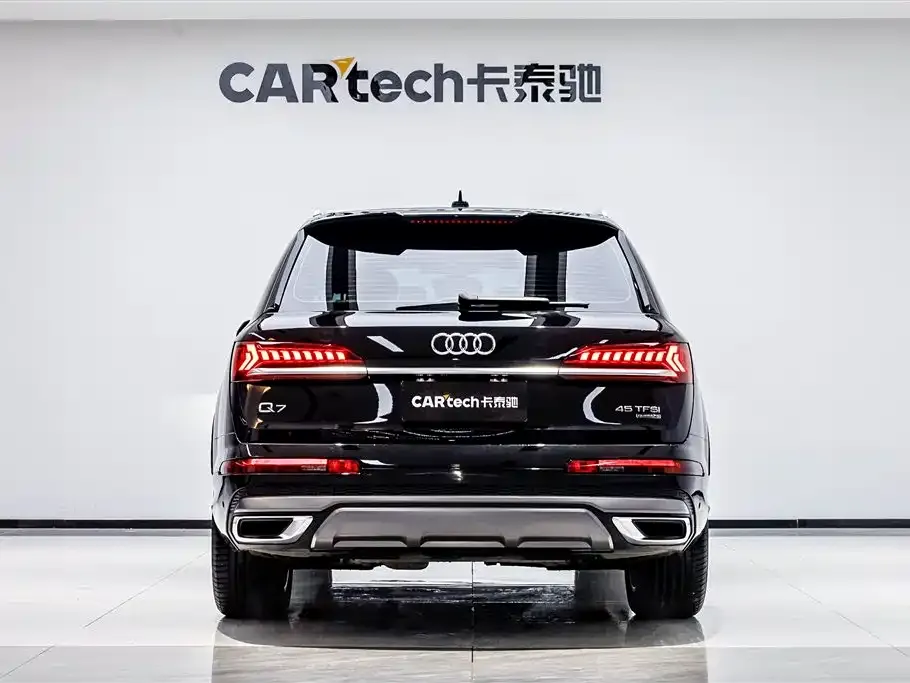 Audi Q7 — фото 3