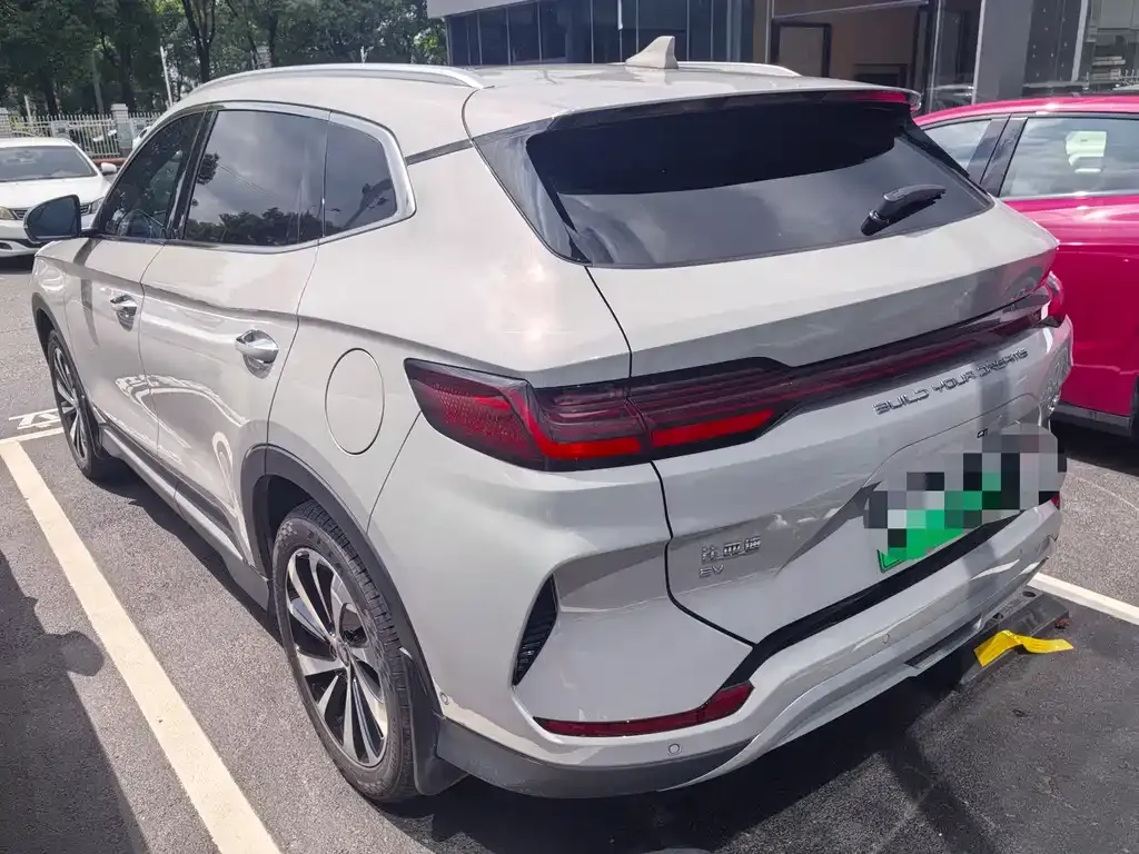 BYD PLUS New Energy — фото 4