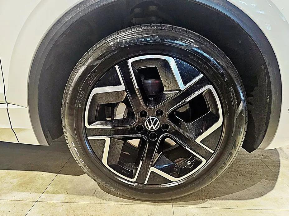 Volkswagen Touareg 2024 из KR, фото 7