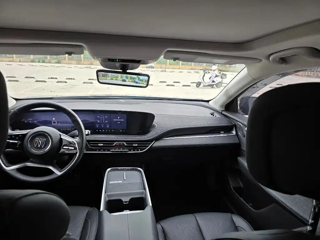 Buick LaCrosse 2024 из CN, фото 3
