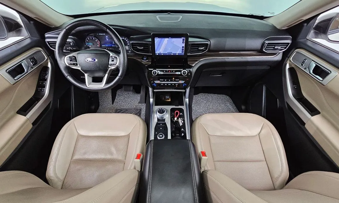 Ford Explorer 2023 из KR, фото 3