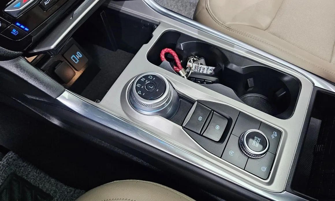 Ford Explorer 2023 из KR, фото 10