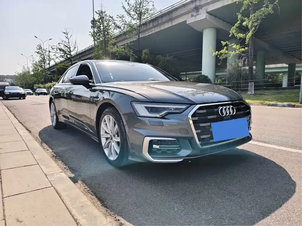 Audi A6L — фото 3