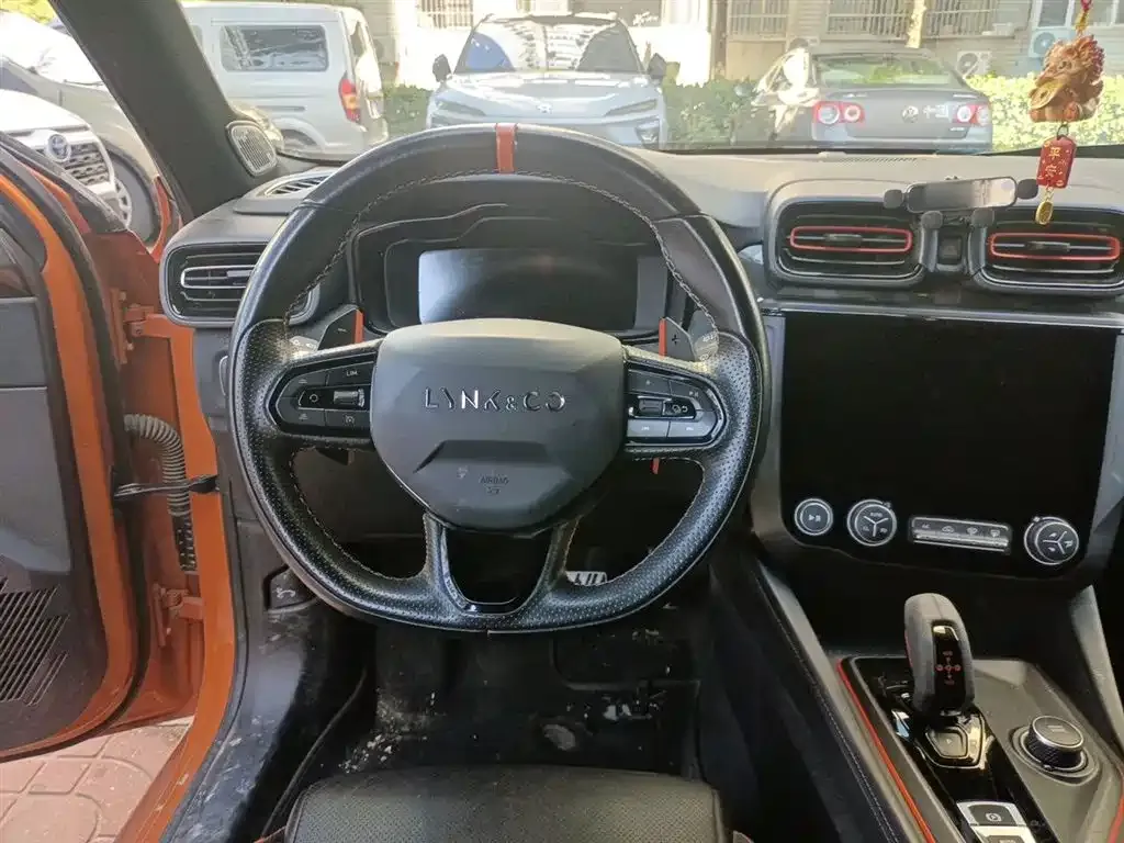 Lynk & Co 02 Hatchback 2022 из CN, фото 6