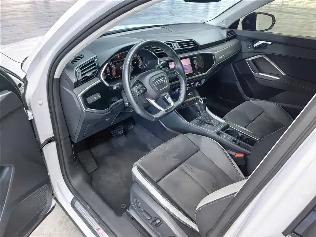 Audi Q3 — фото 4