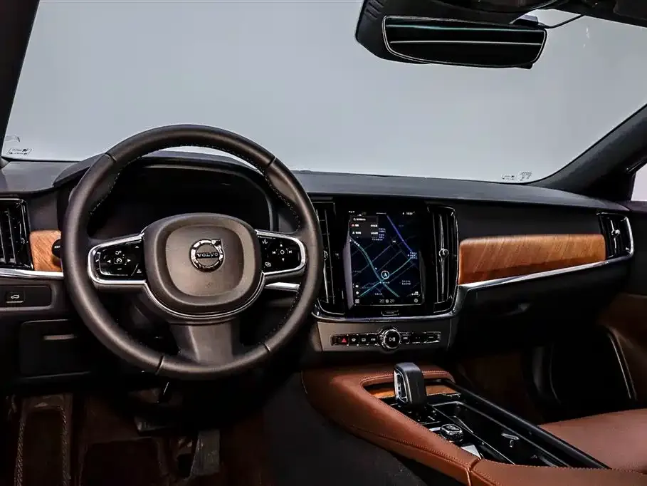 Volvo S90 — фото 4