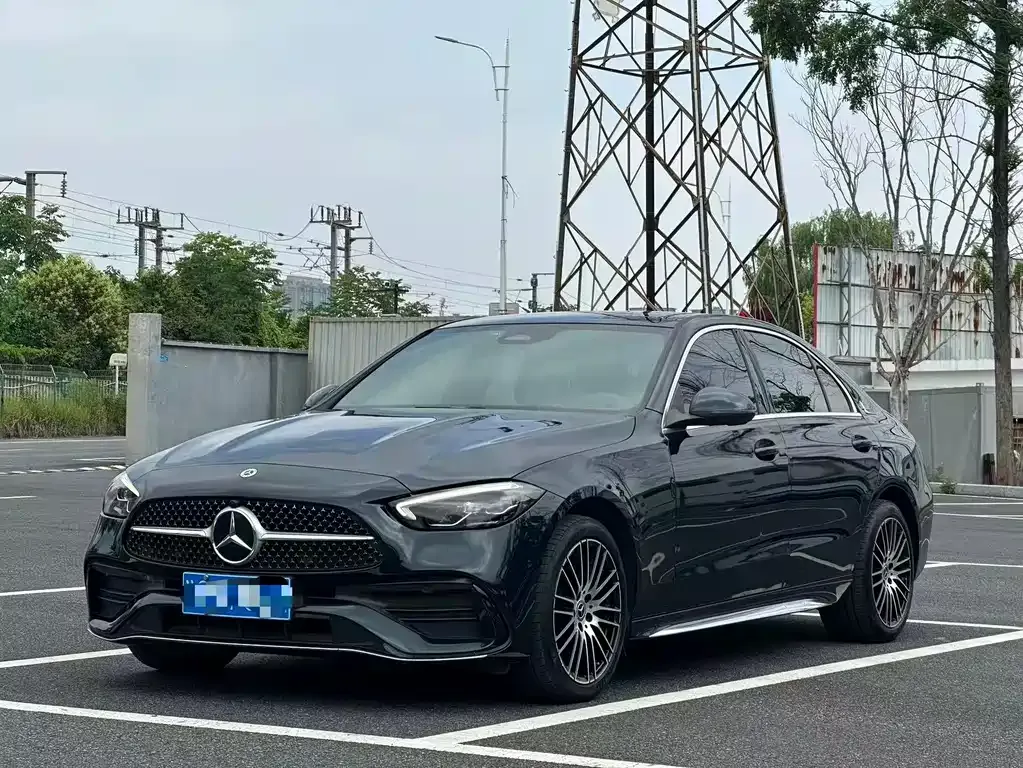 Mercedes-Benz C-Class — фото 1