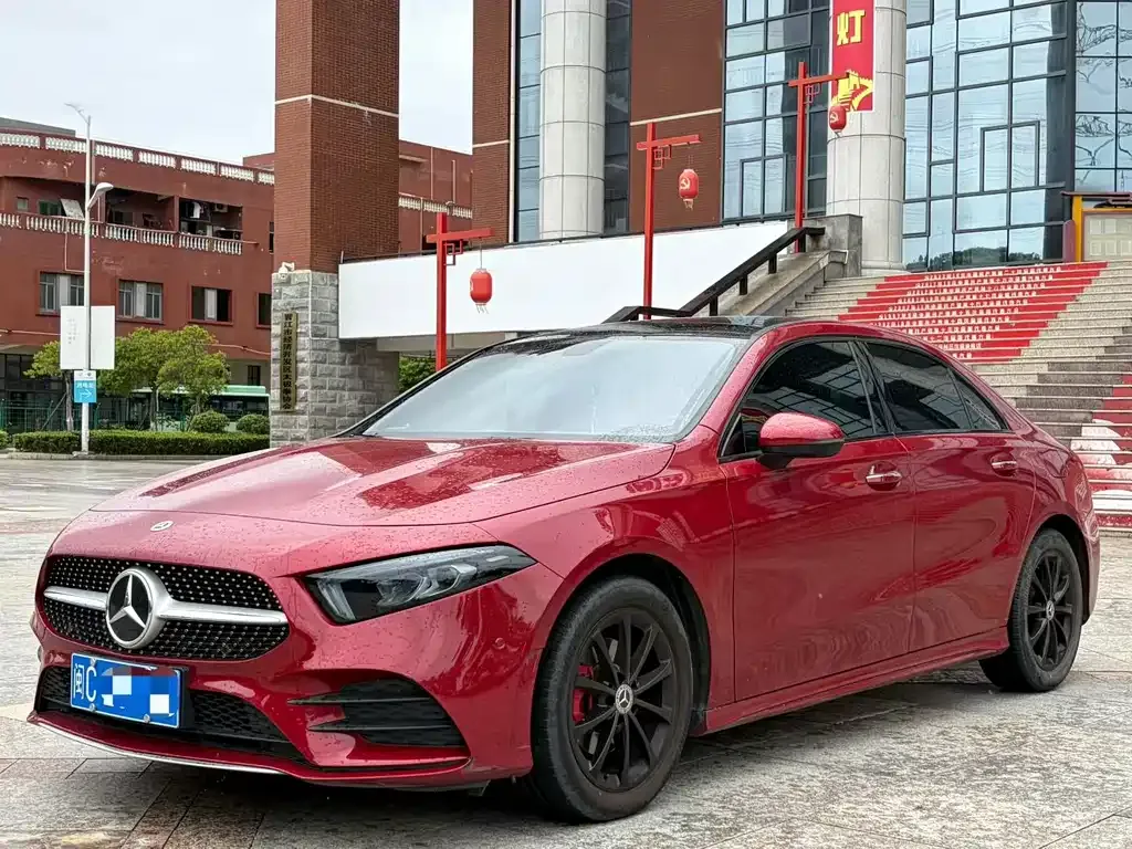 Mercedes-Benz A-Class — фото 1