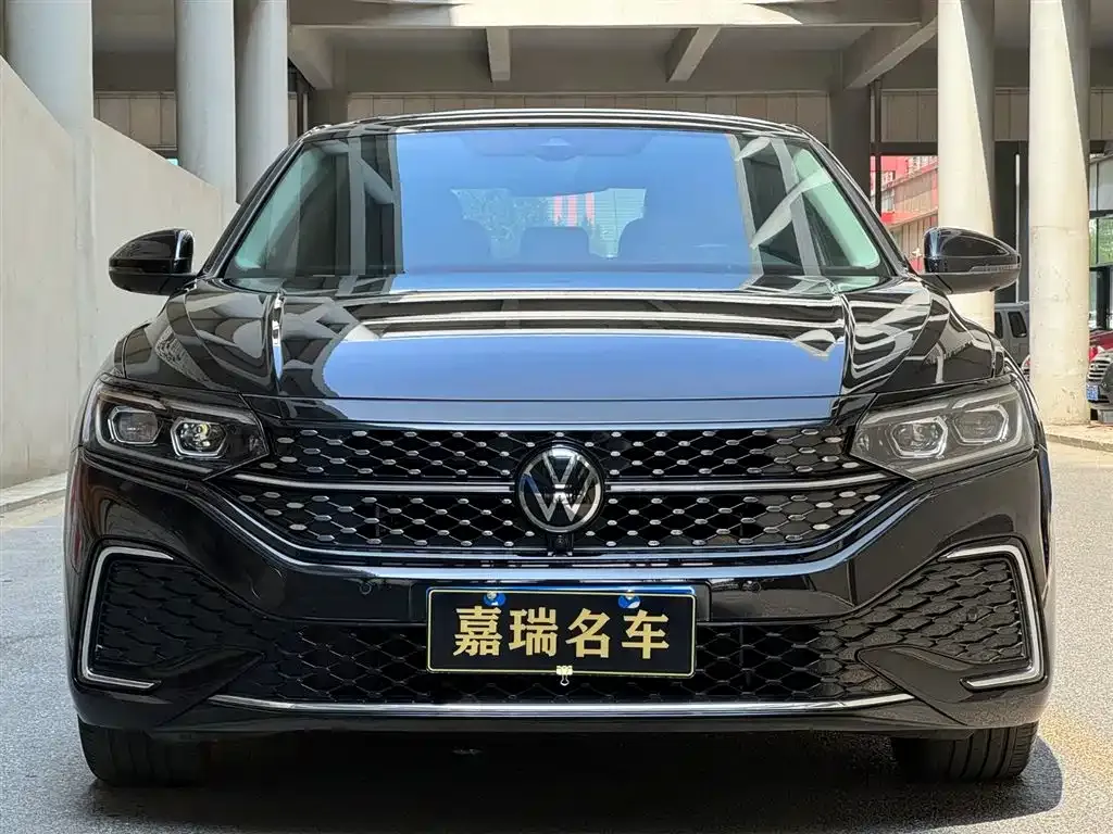 Volkswagen Passat — фото 3