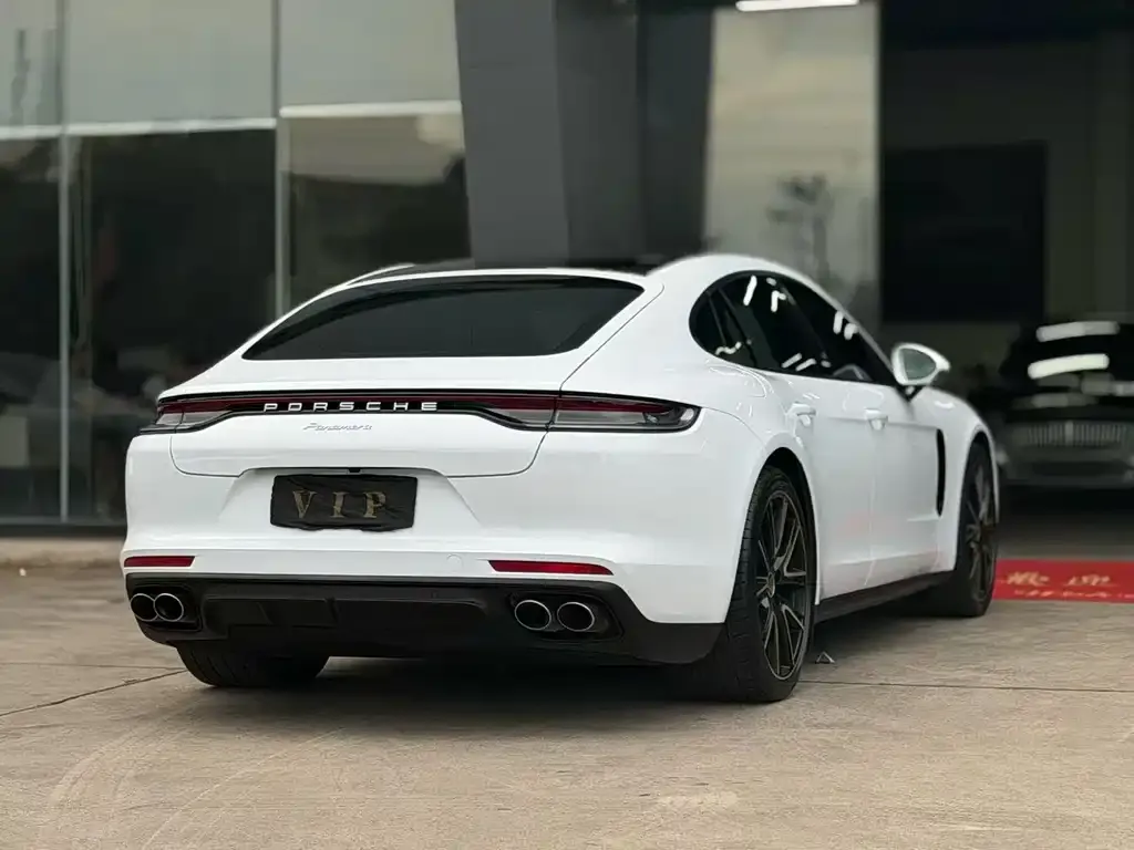 Porsche Panamera — фото 8