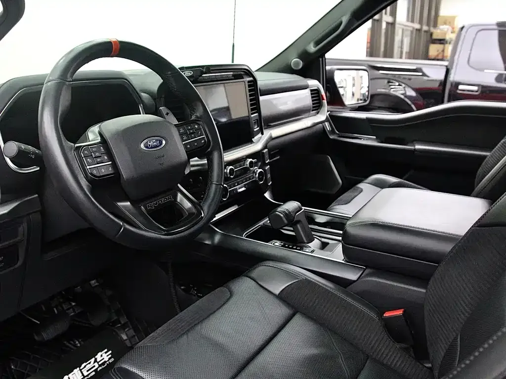 Ford F-150 Raptor 2023 из CN, фото 6