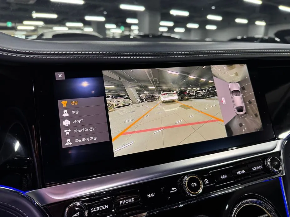 Bentley Continental 2023 из KR, фото 7