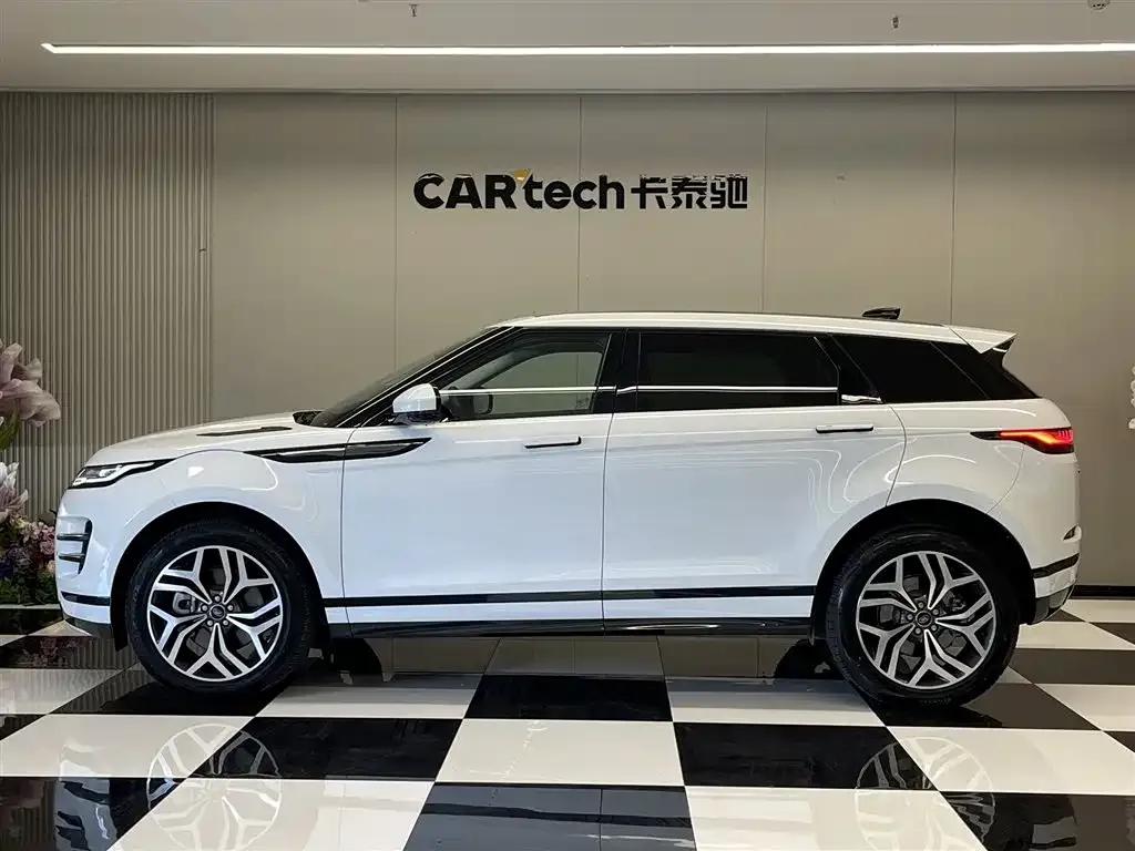 Land Rover Evoque — фото 7