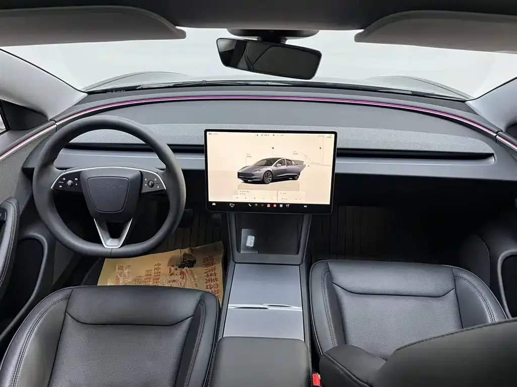 Tesla Model 3 — фото 9
