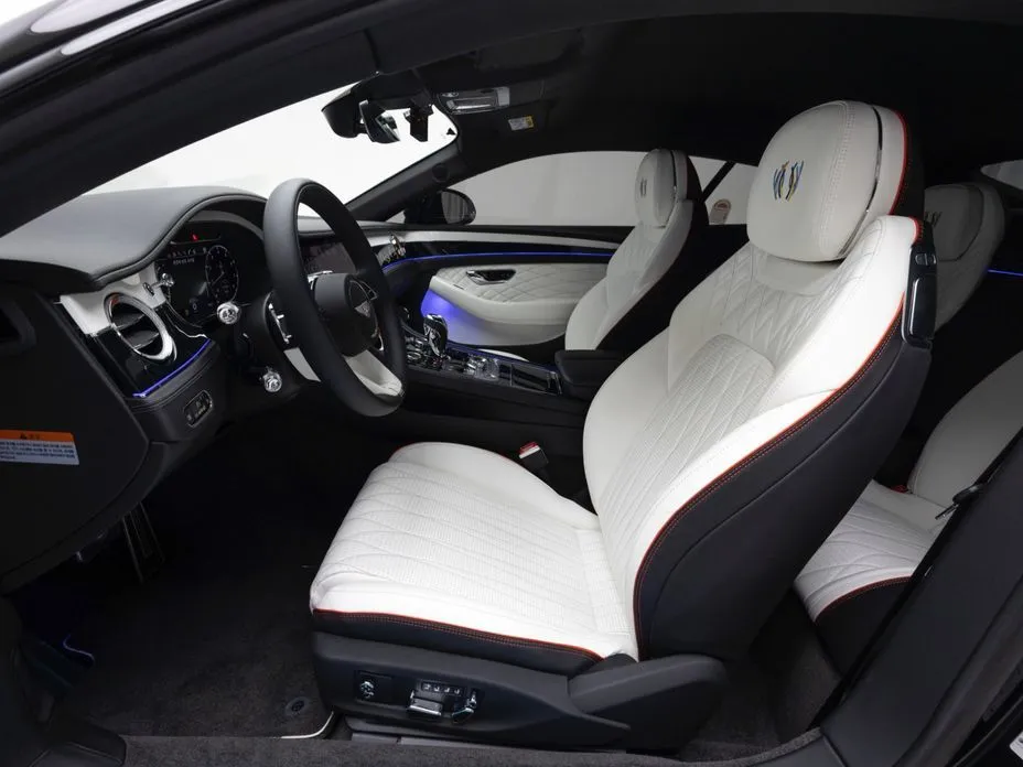Bentley Continental 2024 из KR, фото 7