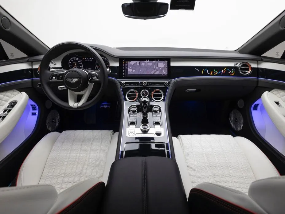 Bentley Continental 2024 из KR, фото 10
