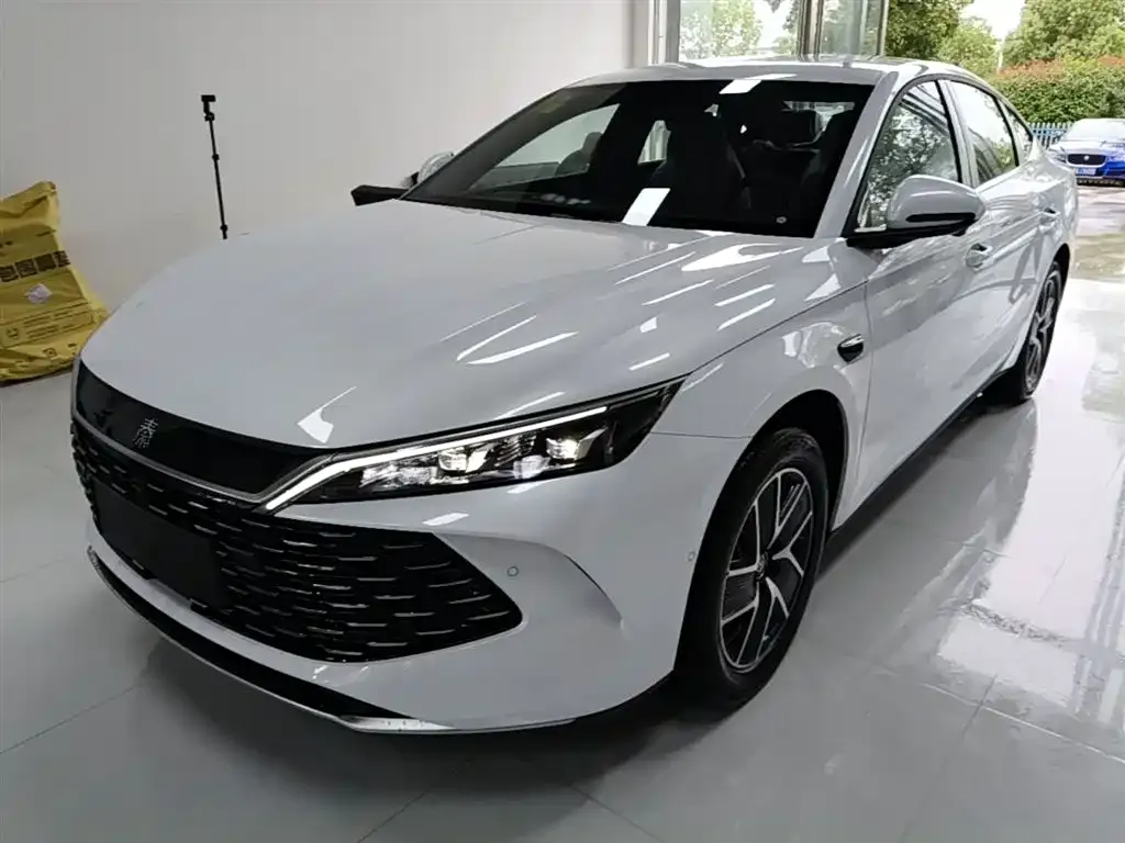 BYD Qin L — фото 10