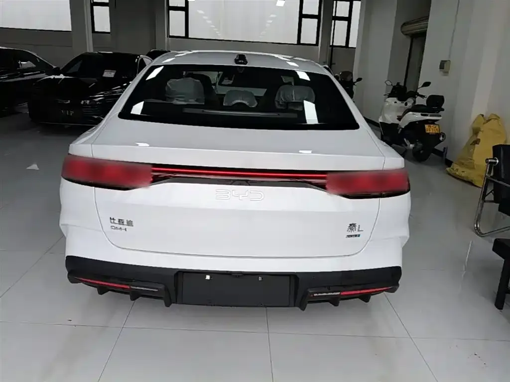 BYD Qin L — фото 2