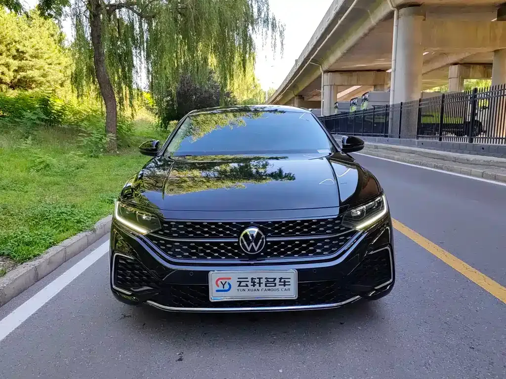 Volkswagen Passat — фото 9