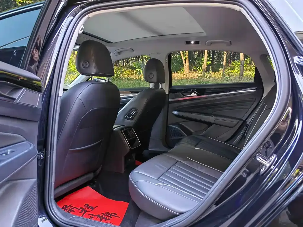 Volkswagen Passat — фото 2