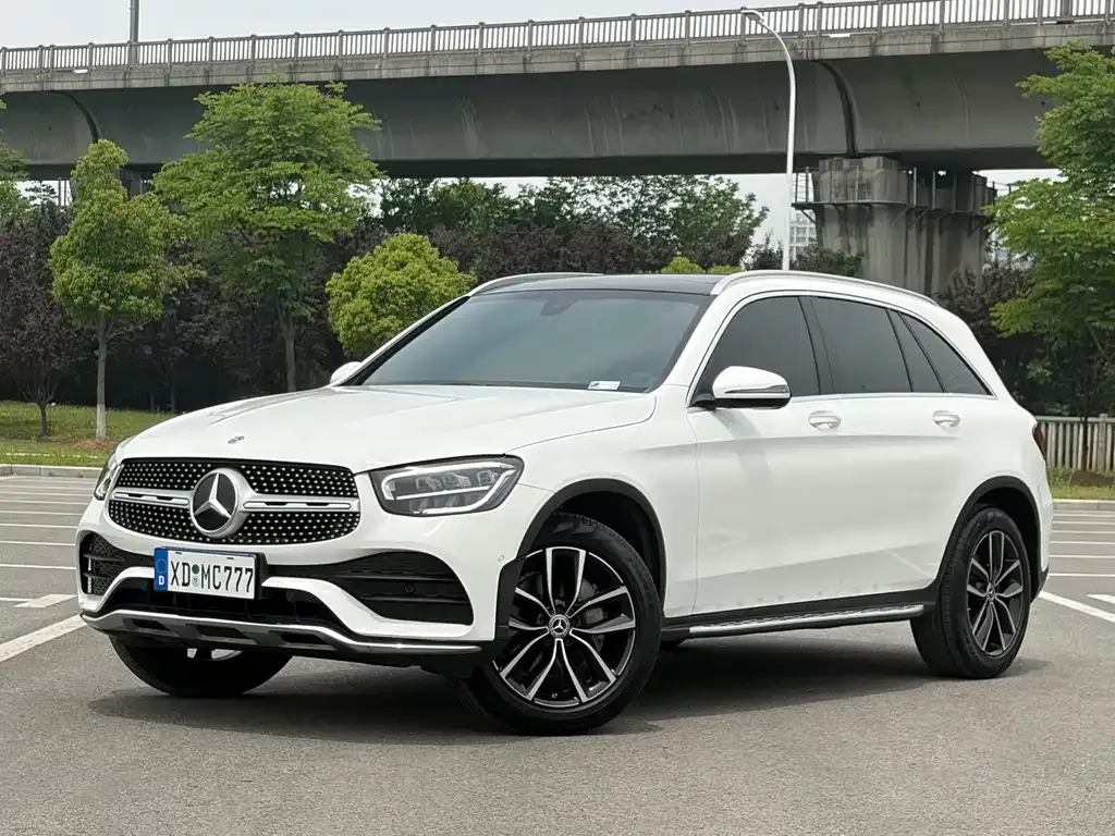 Mercedes-Benz GLC — фото 1